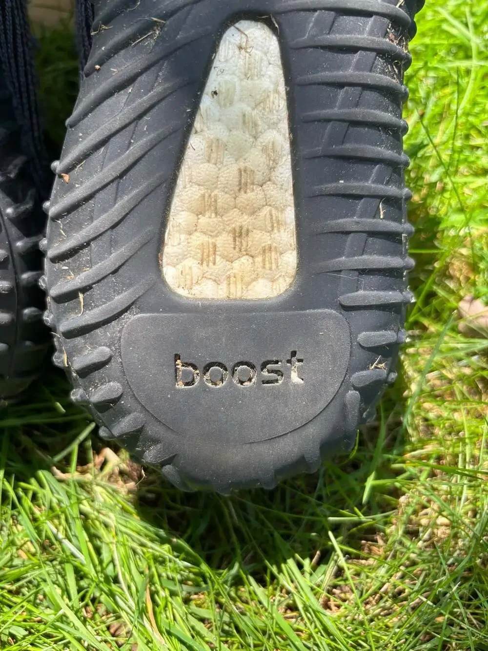 Adidas Yeezy Boost 350 V2 CMPCT Slate Onyx Sneakers Size 4 IG9606
